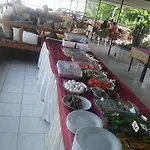 Doenmez فندق 2*